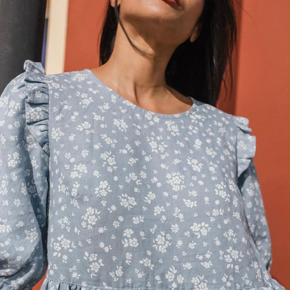 notPERFECTLINEN Maxi Mama in Azure Blooms - Picture 4 of 5